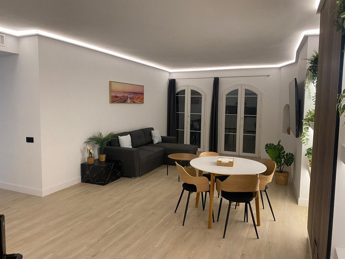 Se vende Apartamento Planta Media de 4 dormitorios en Costa Del Sol, Málaga, España