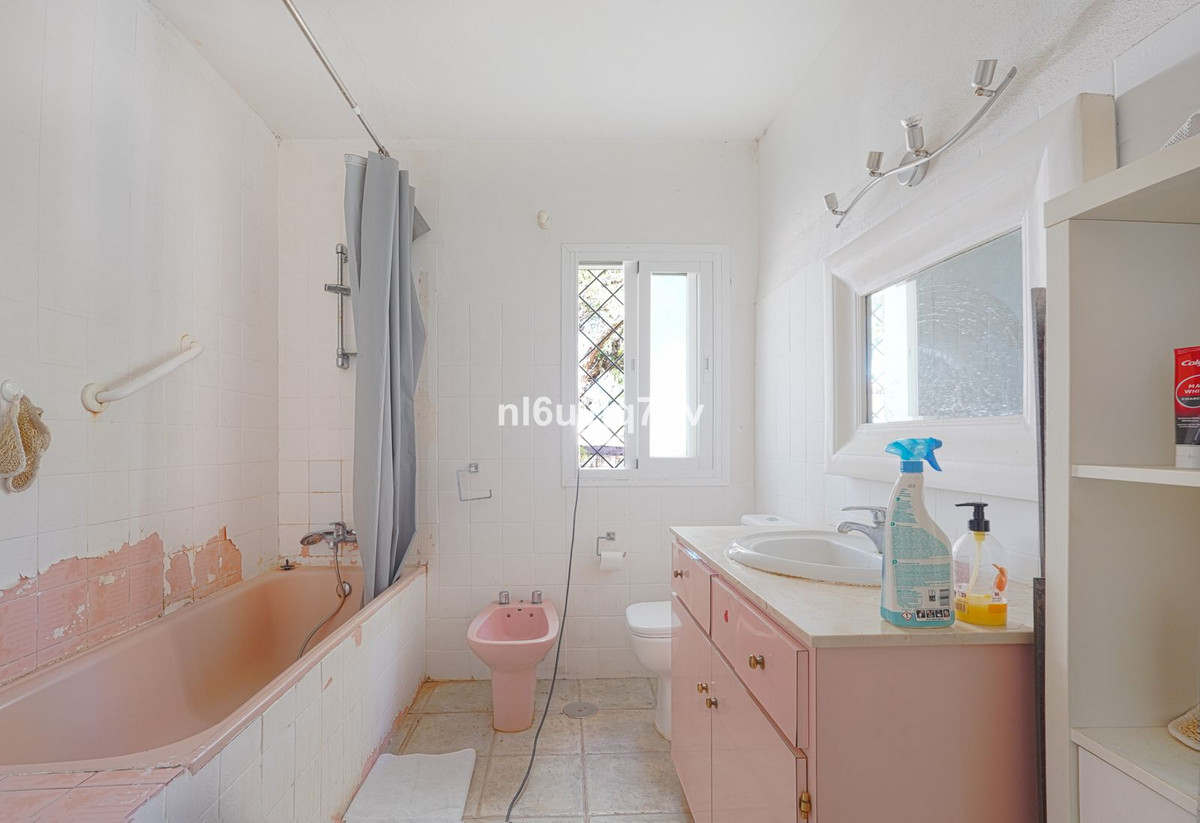 6 Bed Townhouse for sale in Valle Del Sol Costa Del Sol, Málaga, Spain