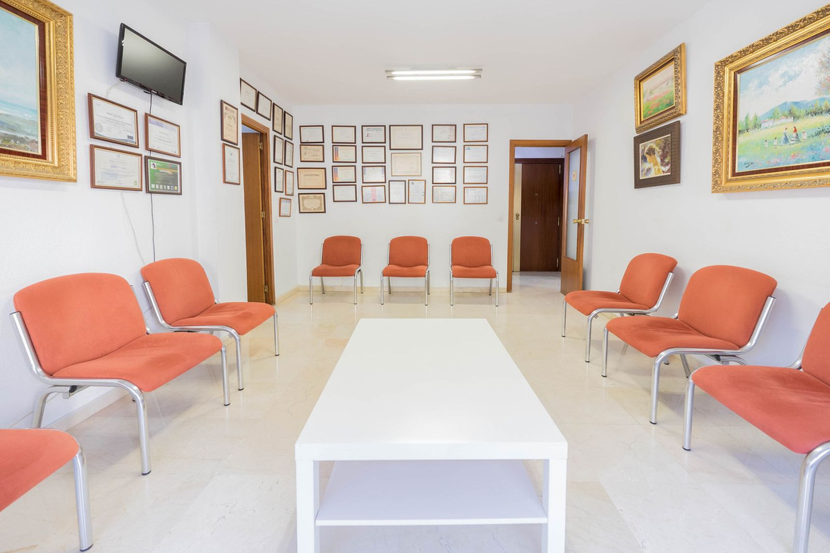 Se vende Apartamento Planta Media de 3 dormitorios en Costa Del Sol, Málaga, España