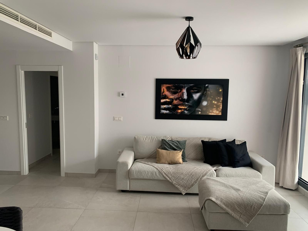 3 Bed Apartment for sale in La Quinta Costa Del Sol, Málaga, Spain