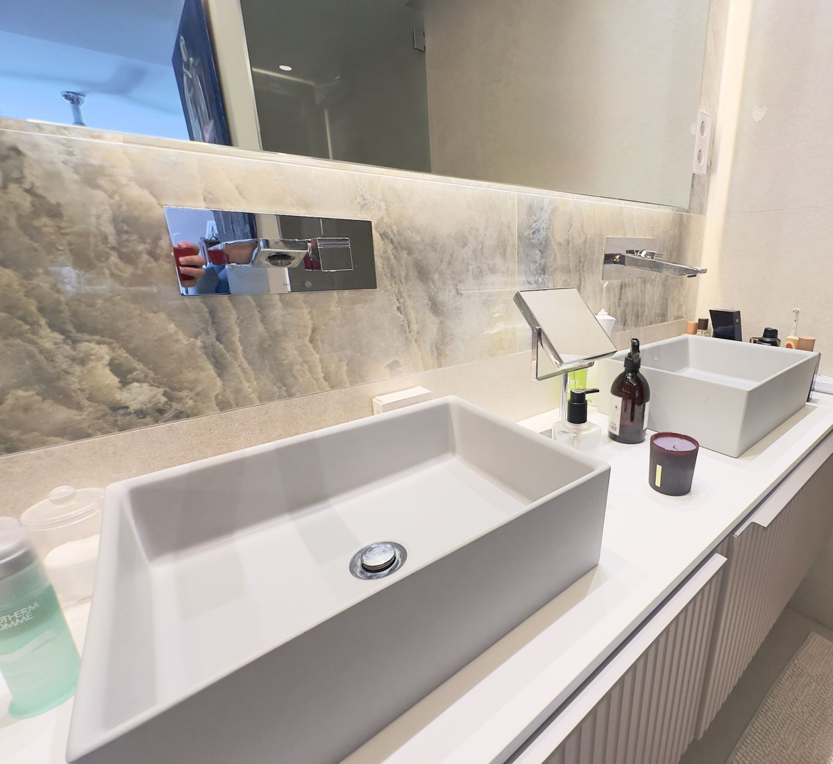 3 Bed Apartment for sale in Estepona Costa Del Sol, Málaga, Spain