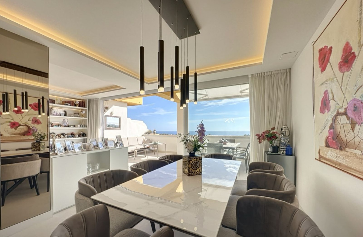 3 Bed Apartment for sale in Estepona Costa Del Sol, Málaga, Spain