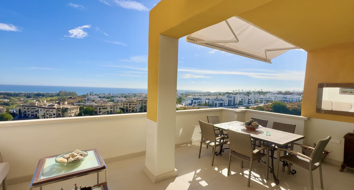 3 Bed Apartment for sale in Estepona Costa Del Sol, Málaga, Spain