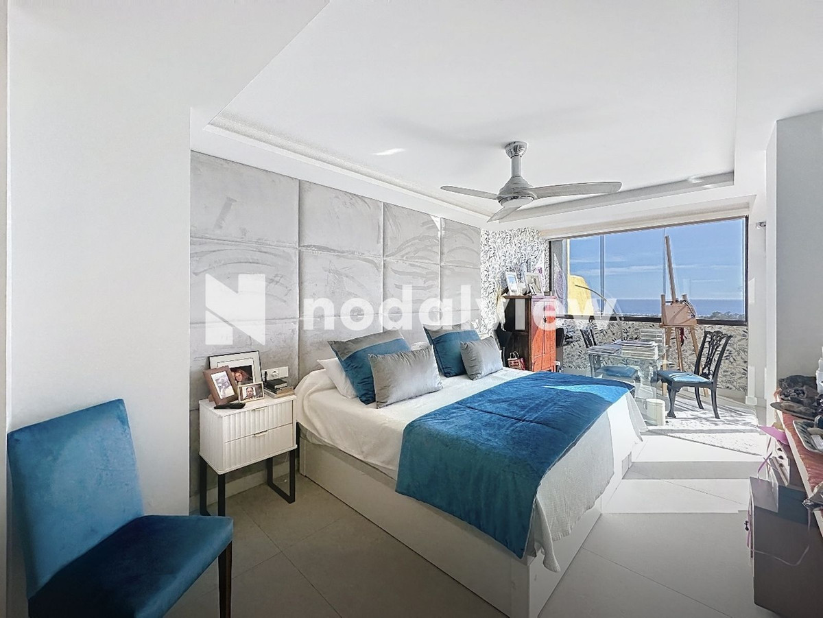 3 Bed Apartment for sale in Estepona Costa Del Sol, Málaga, Spain