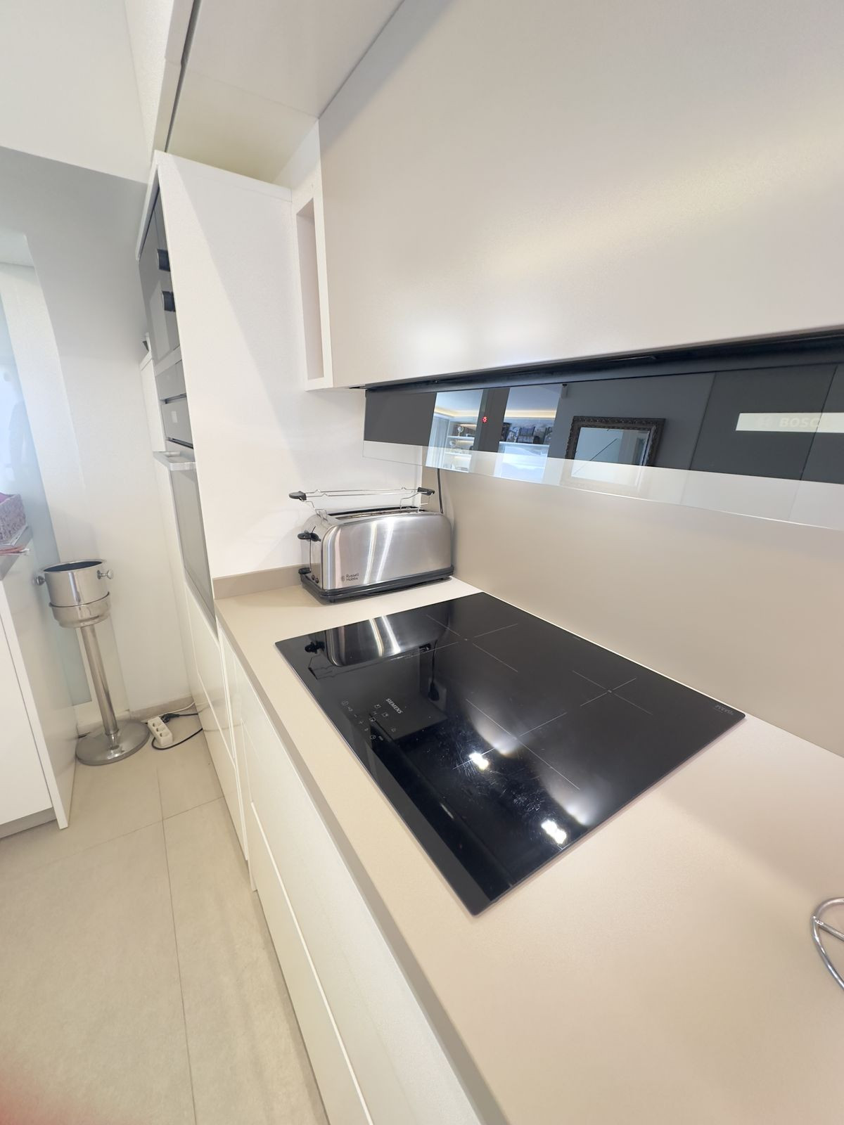 3 Bed Apartment for sale in Estepona Costa Del Sol, Málaga, Spain