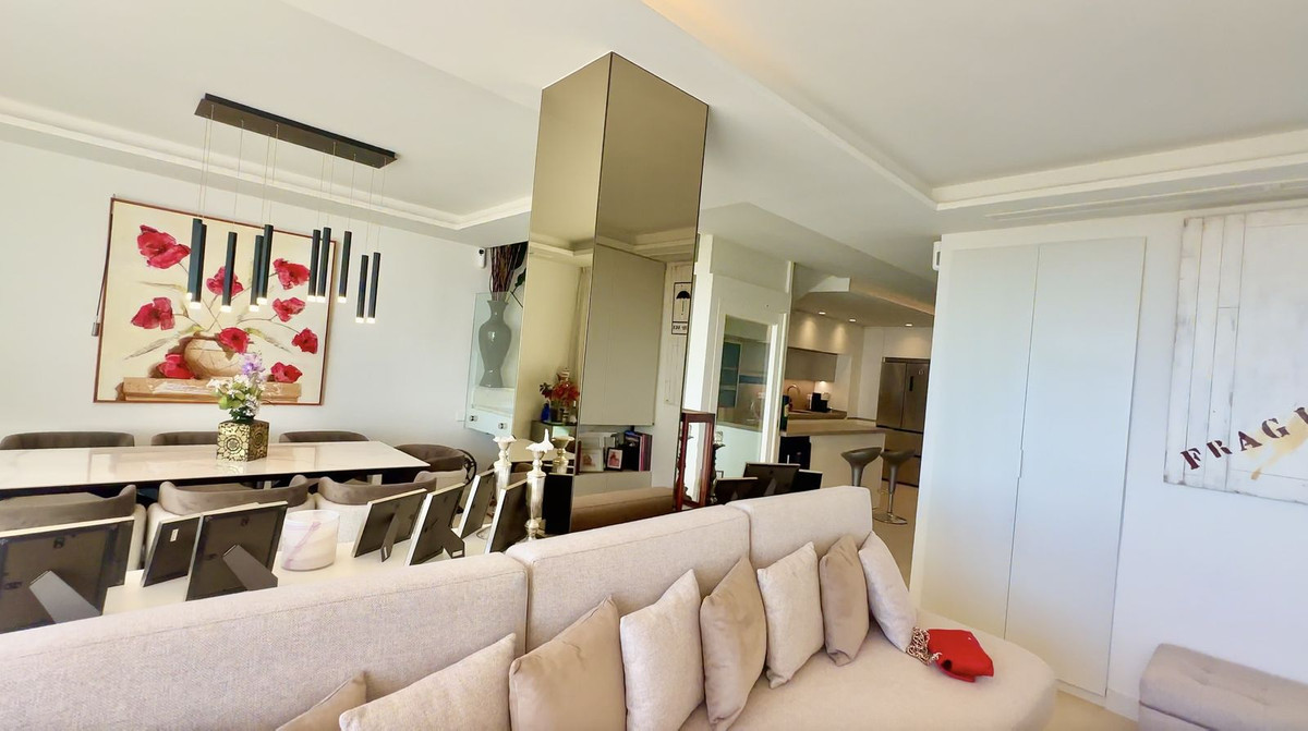 3 Bed Apartment for sale in Estepona Costa Del Sol, Málaga, Spain