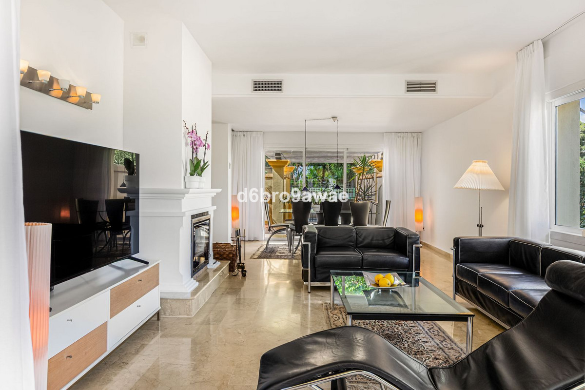 Se vende Adosada de 3 dormitorios en Costa Del Sol, Málaga, España
