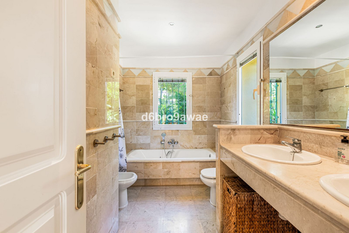 Se vende Adosada de 3 dormitorios en Costa Del Sol, Málaga, España