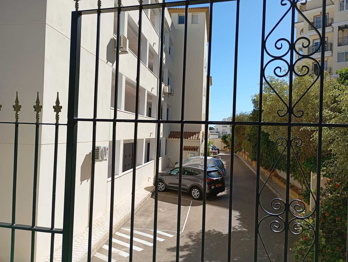 2 Bed Apartment for sale in Villamartin Costa Blanca, Alicante, Spain