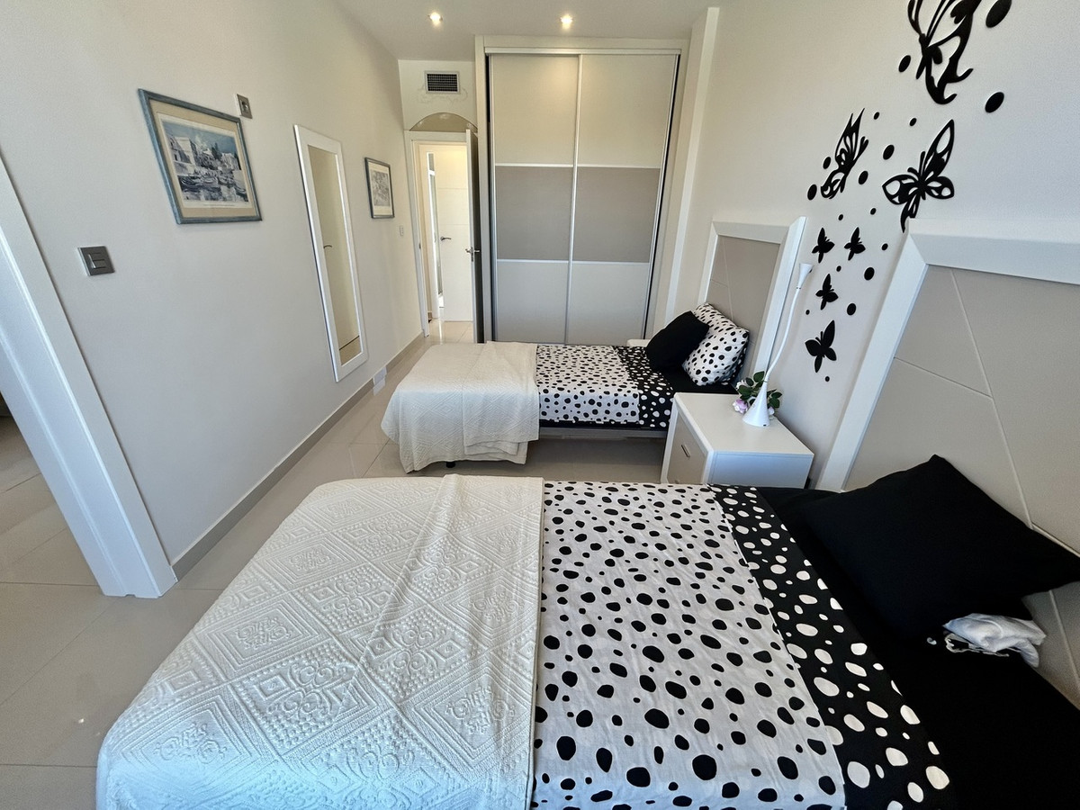 Se vende Villa - Chalet de 3 dormitorios en Costa Blanca, Alicante, España