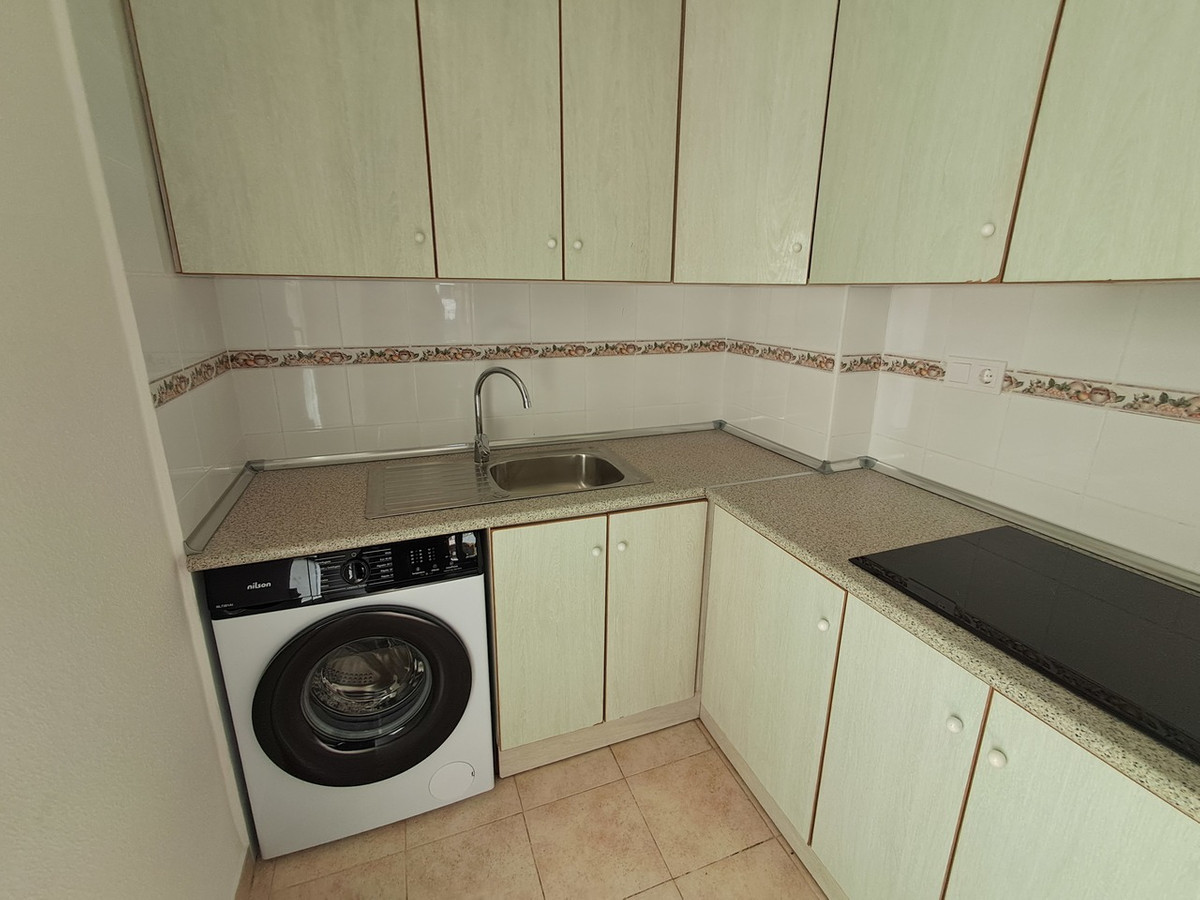 Se vende Apartamento Planta Media de 2 dormitorios en Costa Blanca, Alicante, España