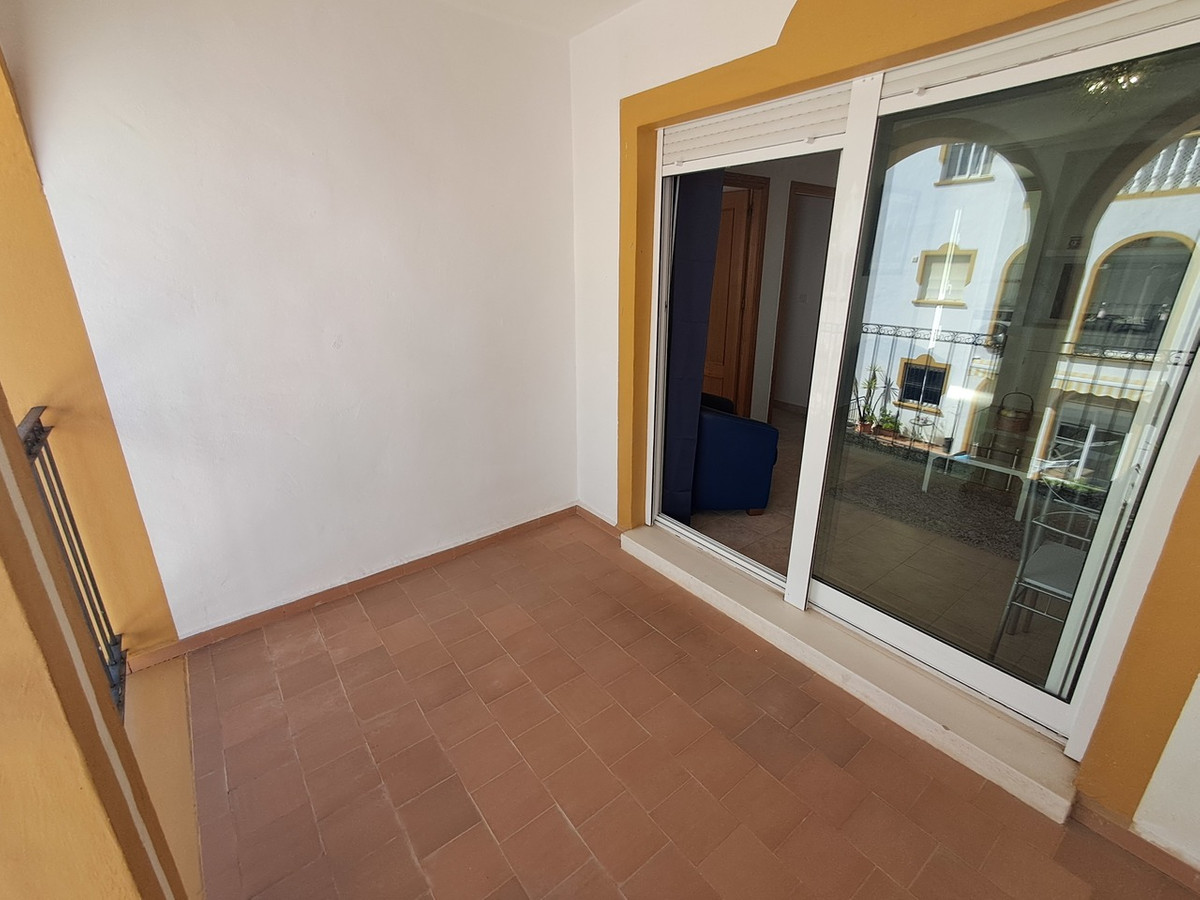 Se vende Apartamento Planta Media de 2 dormitorios en Costa Blanca, Alicante, España