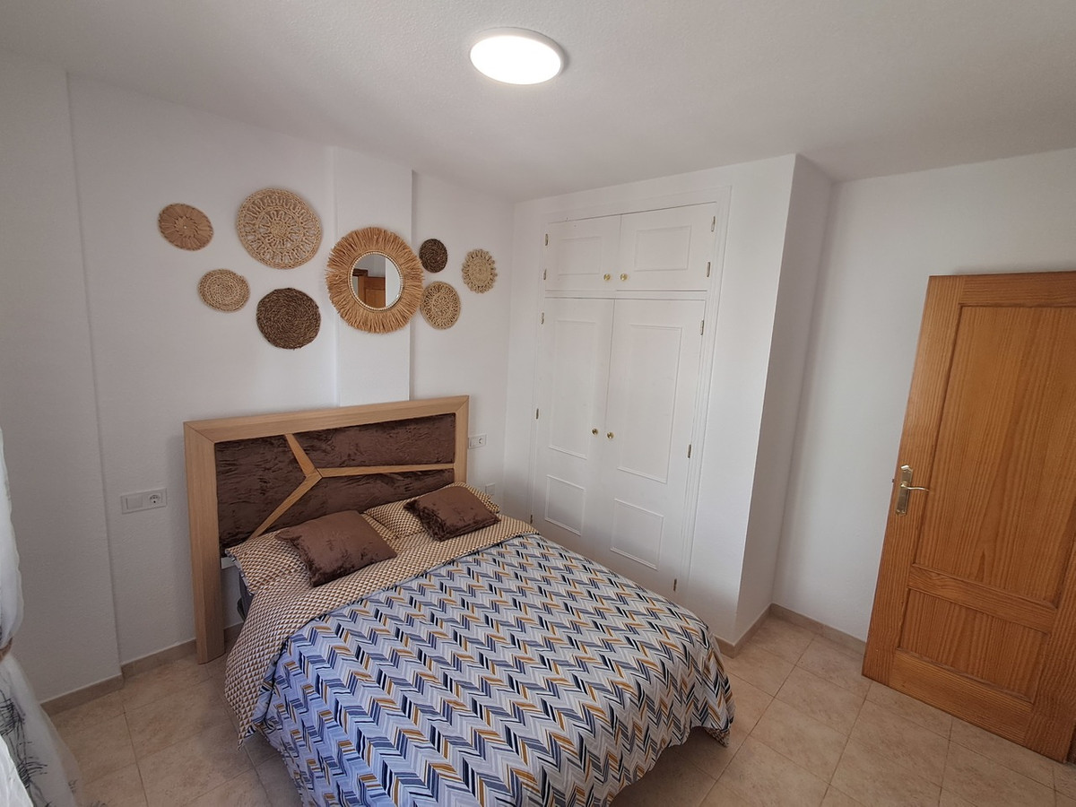 Se vende Apartamento Planta Media de 2 dormitorios en Costa Blanca, Alicante, España