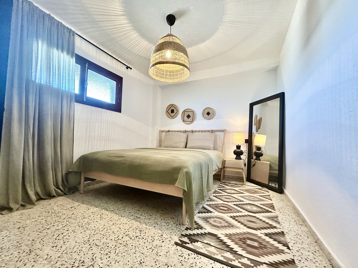Se vende Apartamento Planta Media de 2 dormitorios en Costa Blanca, Alicante, España