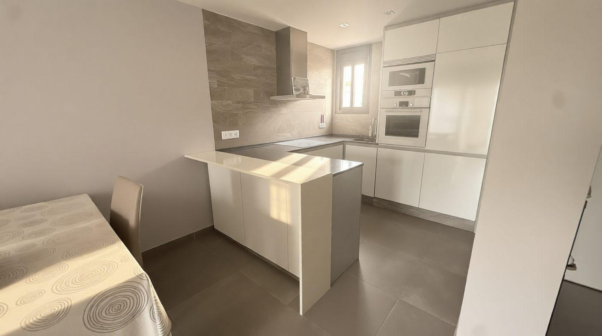 Se vende Ático de 2 dormitorios en Costa Blanca, Alicante, España