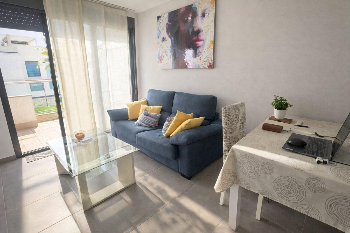 Se vende Ático de 2 dormitorios en Costa Blanca, Alicante, España