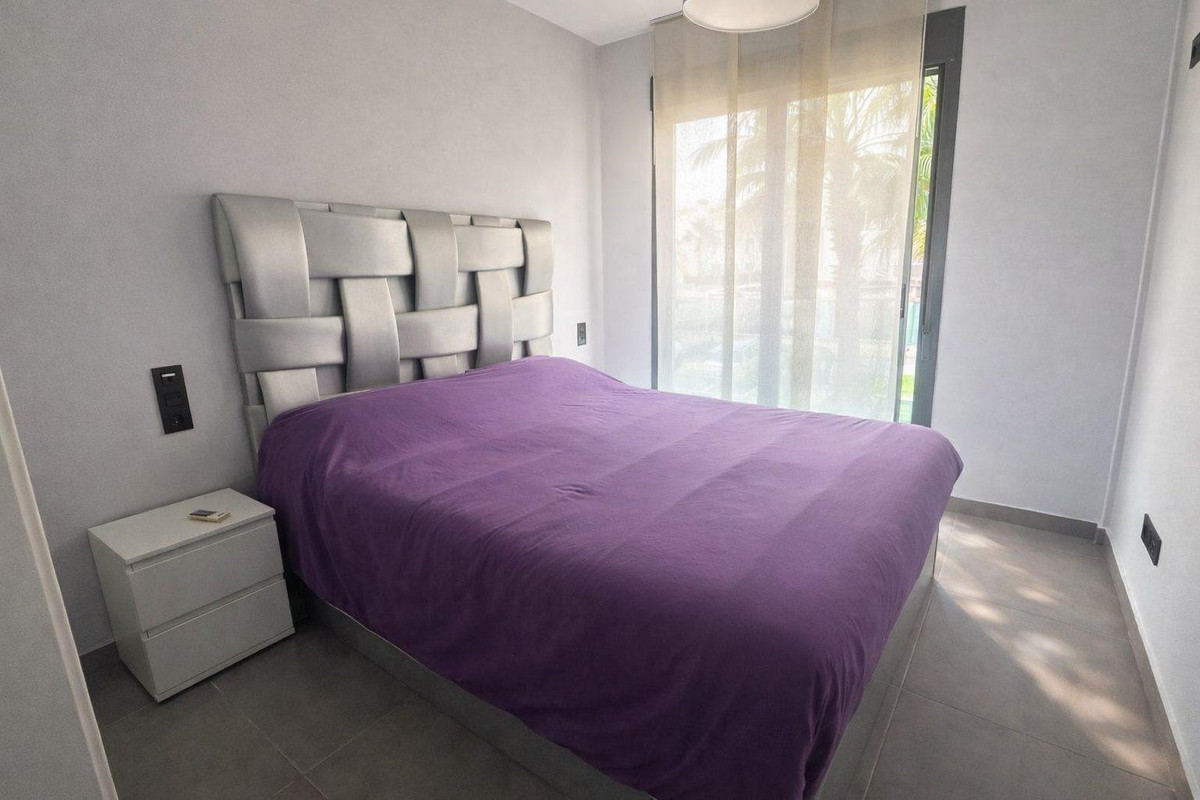 Se vende Ático de 2 dormitorios en Costa Blanca, Alicante, España