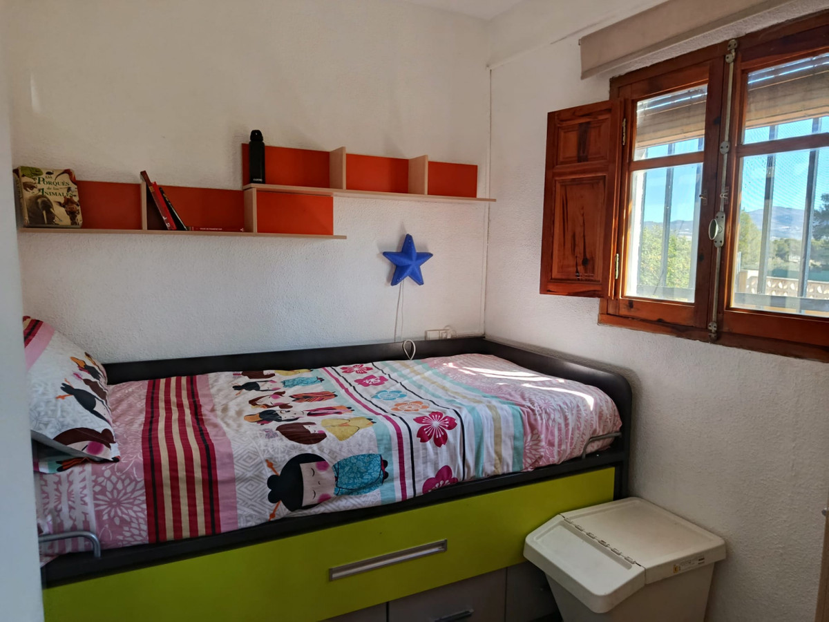 Se vende Villa - Chalet de 3 dormitorios en Costa Blanca, Alicante, España