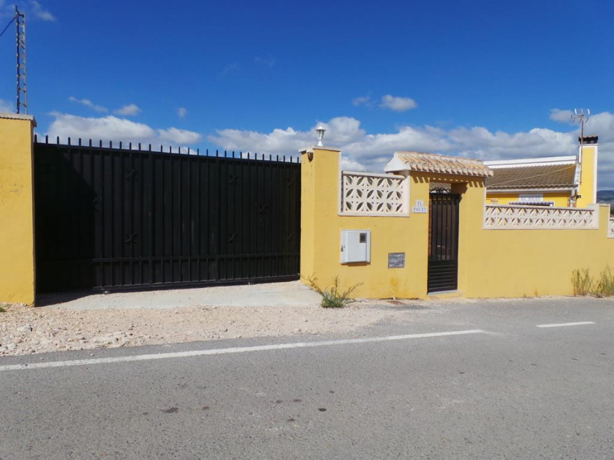 Se vende Villa - Chalet de 3 dormitorios en Costa Blanca, Alicante, España
