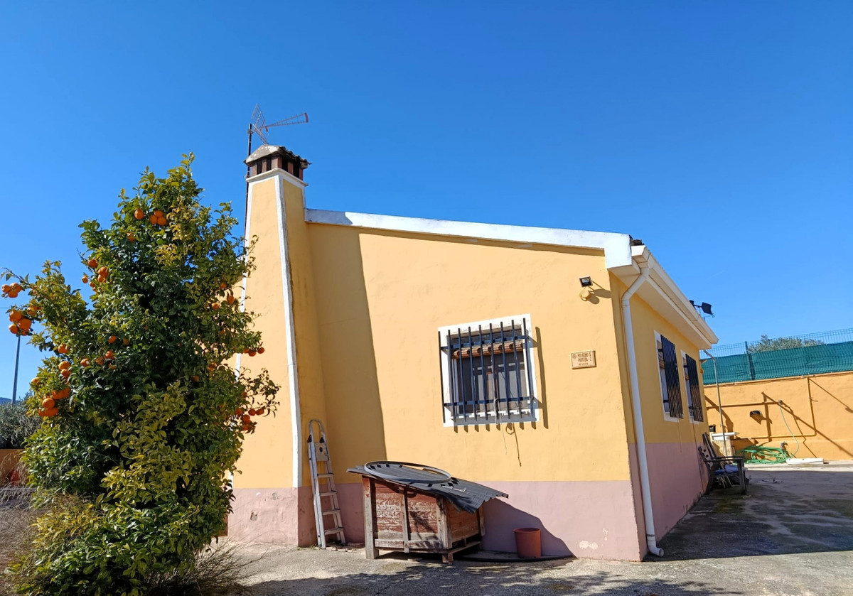 Se vende Villa - Chalet de 3 dormitorios en Costa Blanca, Alicante, España