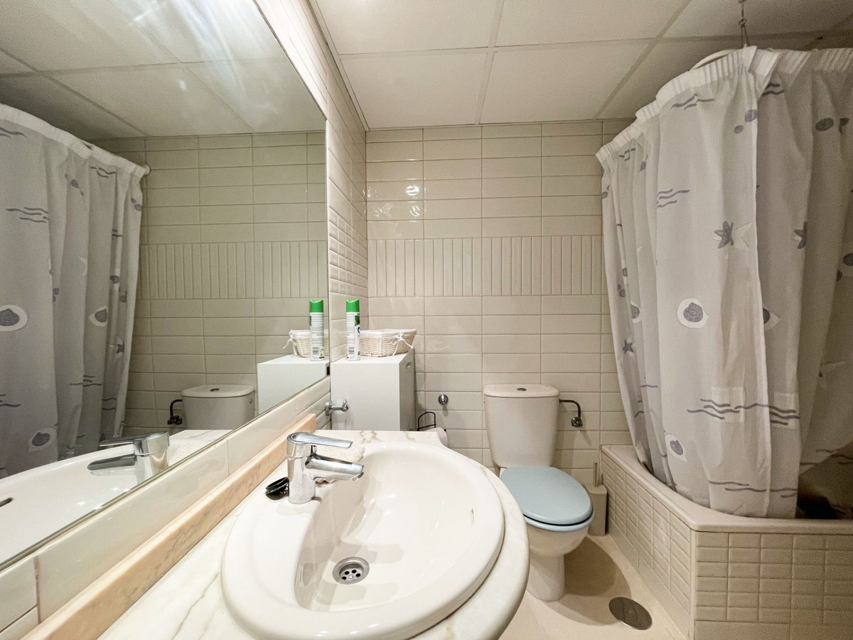 Se vende Apartamento Planta Media de 1 dormitorios en Costa Blanca, Alicante, España