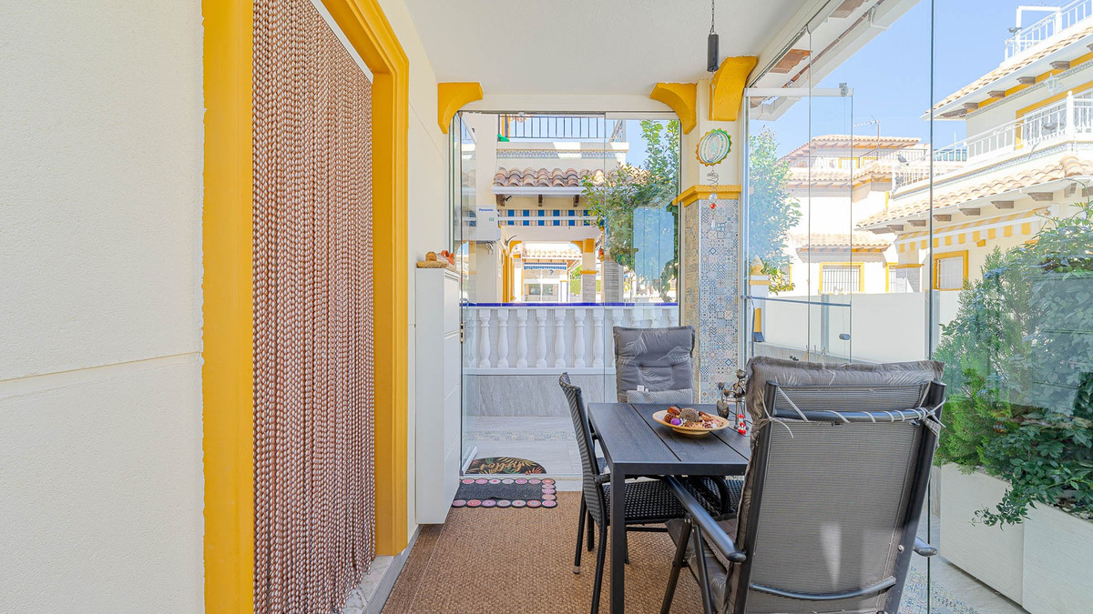Se vende Adosada de 2 dormitorios en Costa Blanca, Alicante, España