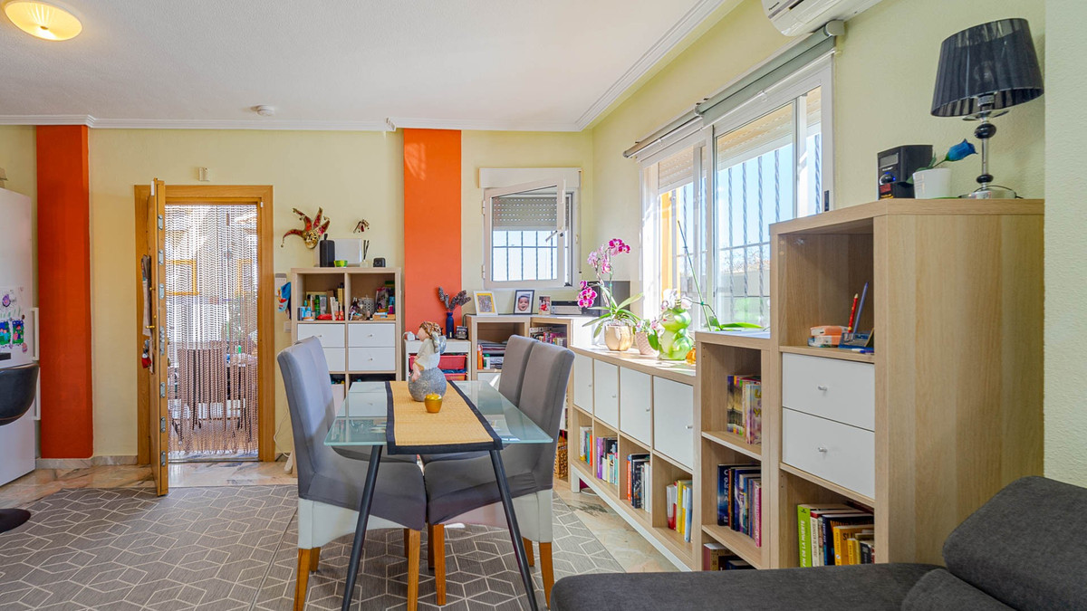 Se vende Adosada de 2 dormitorios en Costa Blanca, Alicante, España