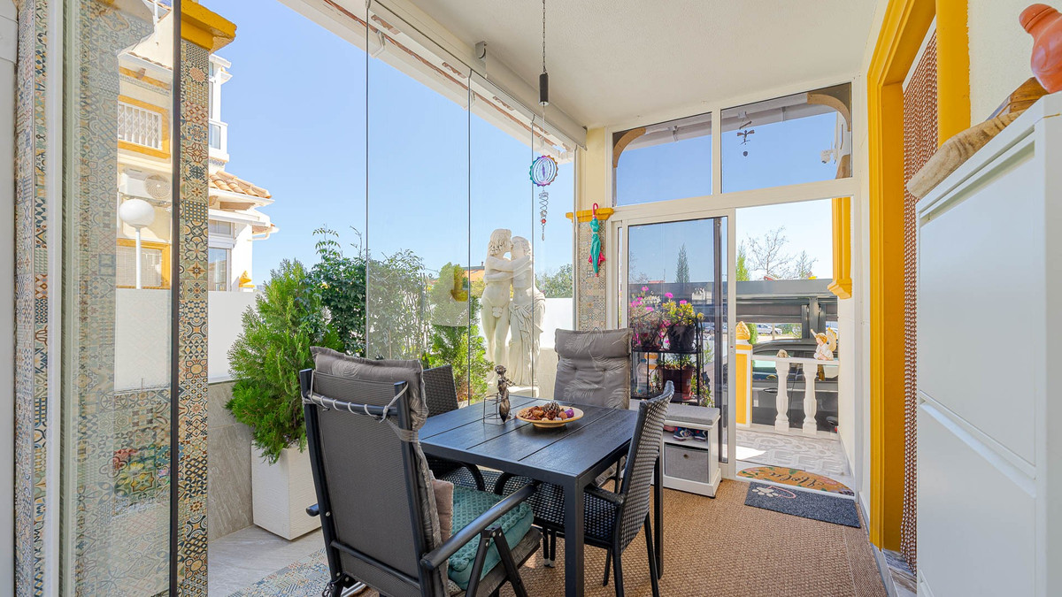 Se vende Adosada de 2 dormitorios en Costa Blanca, Alicante, España