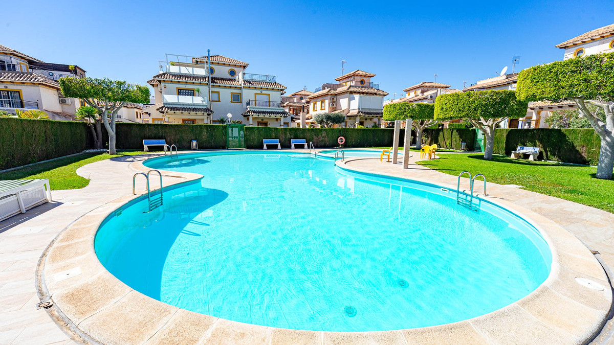 Se vende Adosada de 2 dormitorios en Costa Blanca, Alicante, España