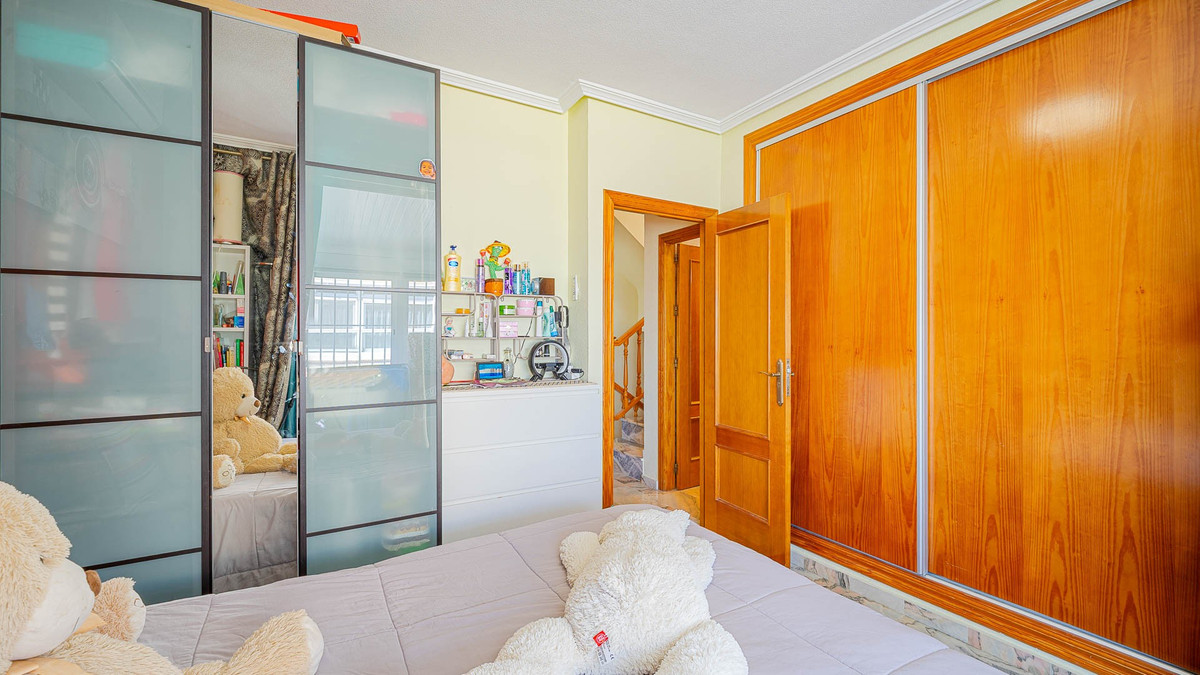 Se vende Adosada de 2 dormitorios en Costa Blanca, Alicante, España