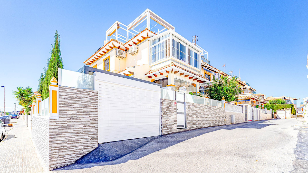 Se vende Adosada de 2 dormitorios en Costa Blanca, Alicante, España