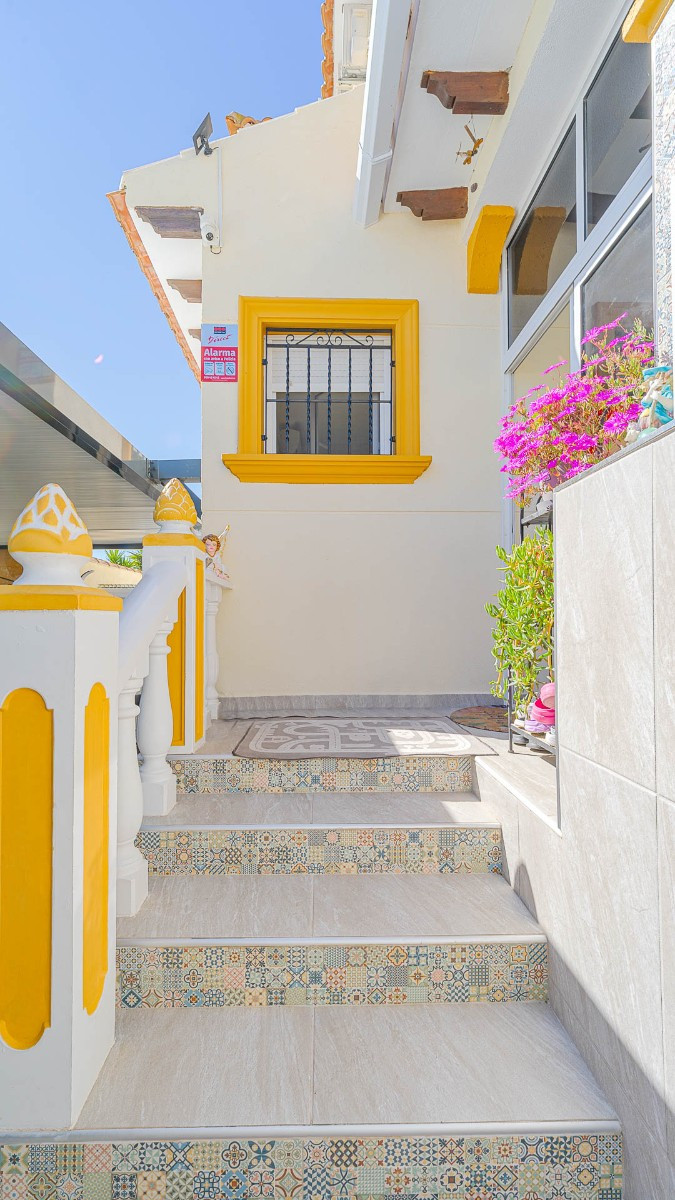 Se vende Adosada de 2 dormitorios en Costa Blanca, Alicante, España