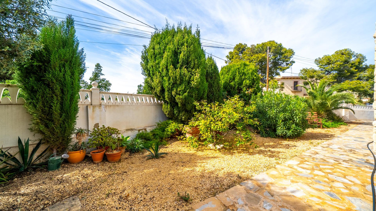 3 Bed Townhouse for sale in El Campello Costa Blanca, Alicante, Spain