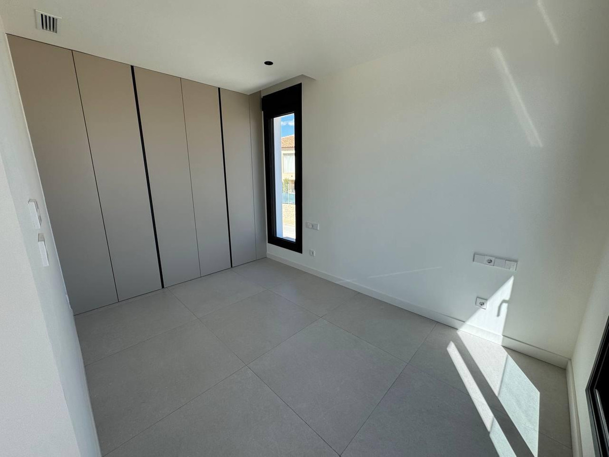 3 Bed Townhouse for sale in Finestrat Costa Blanca, Alicante, Spain