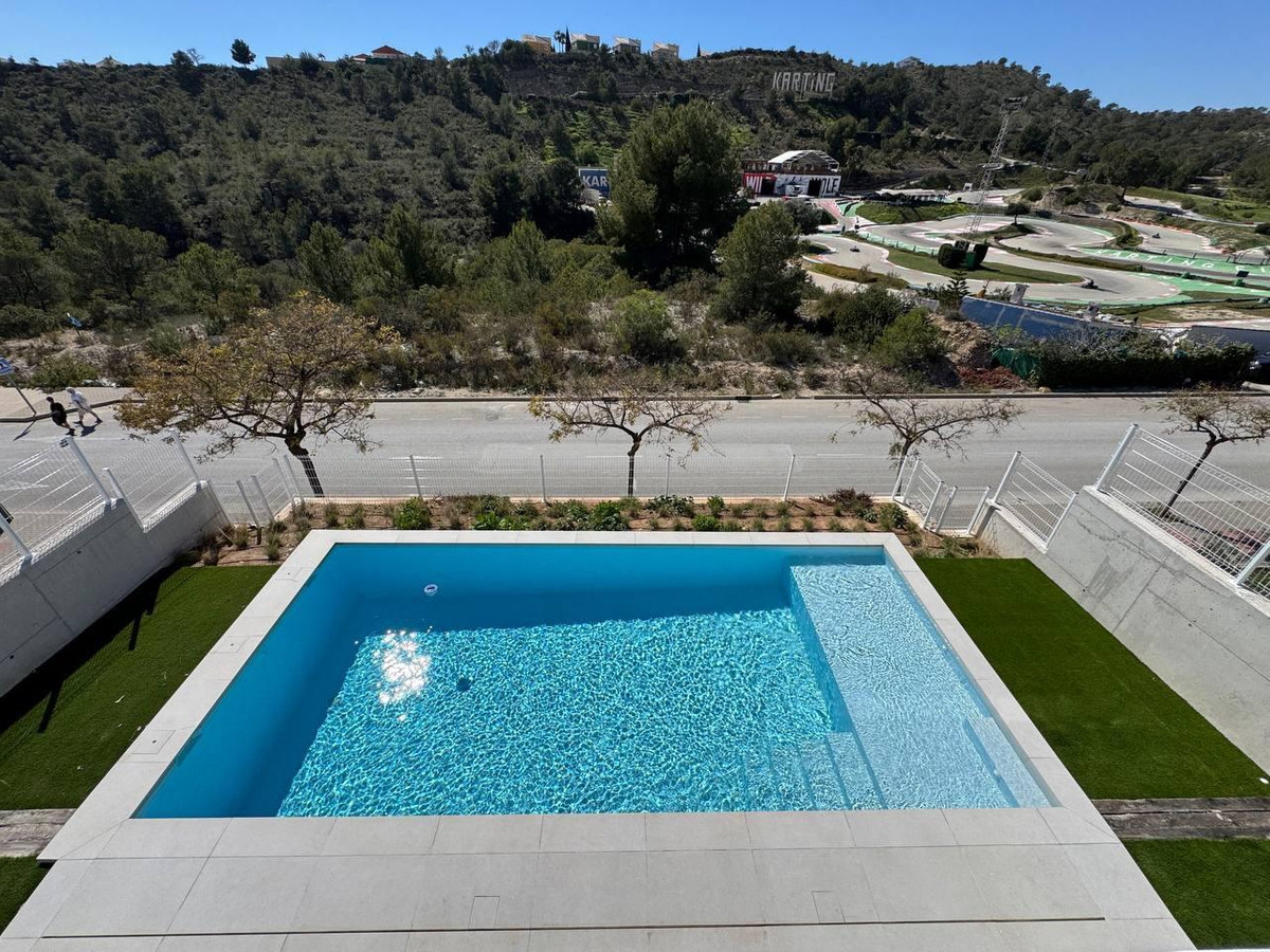 3 Bed Townhouse for sale in Finestrat Costa Blanca, Alicante, Spain
