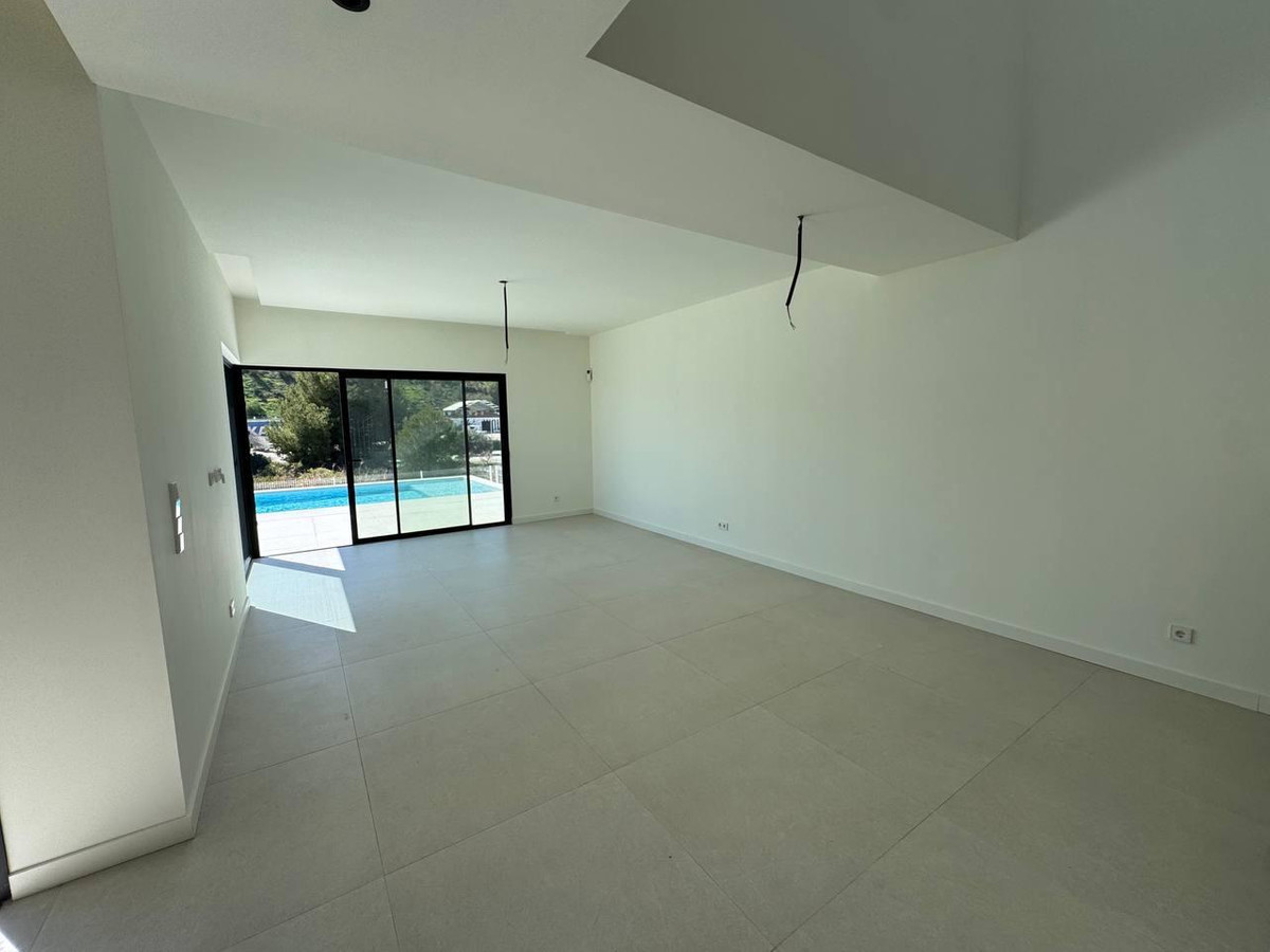 3 Bed Townhouse for sale in Finestrat Costa Blanca, Alicante, Spain