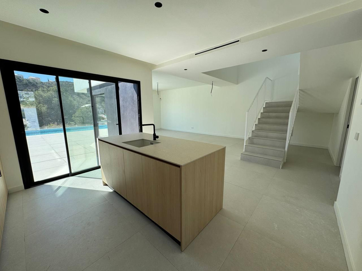 3 Bed Townhouse for sale in Finestrat Costa Blanca, Alicante, Spain