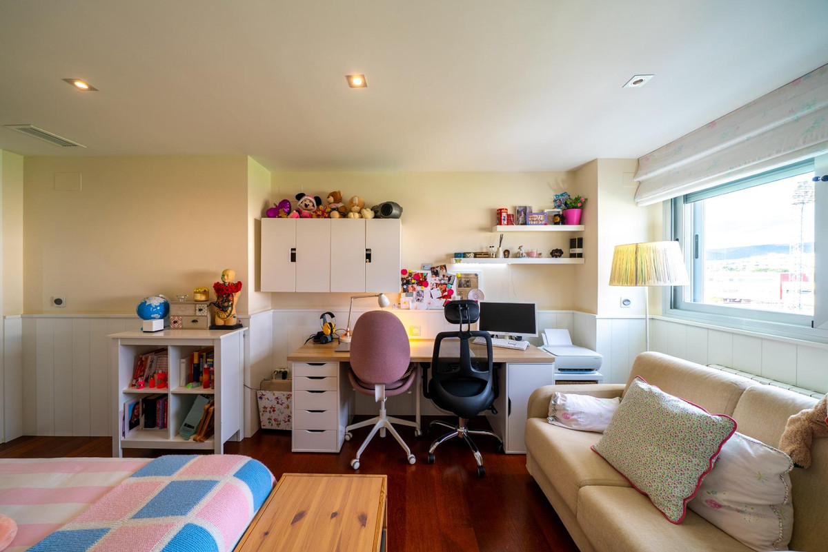 Se vende Apartamento Planta Media de 4 dormitorios en Costa Blanca, Alicante, España