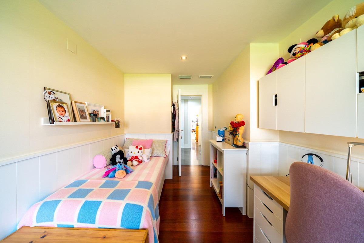 Se vende Apartamento Planta Media de 4 dormitorios en Costa Blanca, Alicante, España