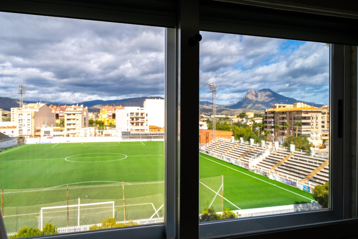 Se vende Apartamento Planta Media de 4 dormitorios en Costa Blanca, Alicante, España