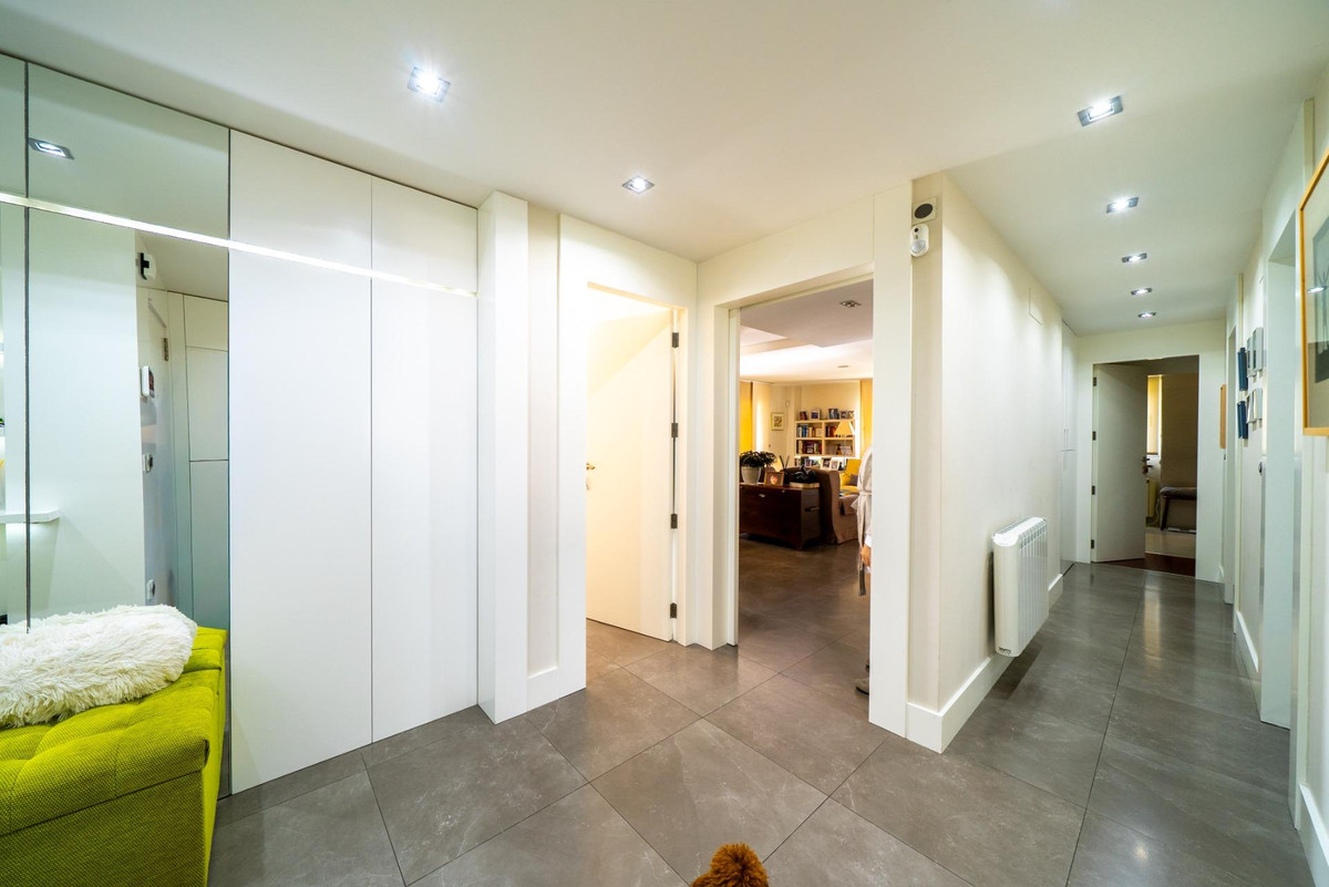 Se vende Apartamento Planta Media de 4 dormitorios en Costa Blanca, Alicante, España