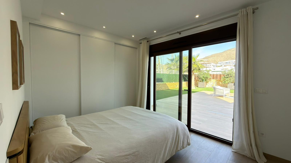 5 Bed Townhouse for sale in Finestrat Costa Blanca, Alicante, Spain