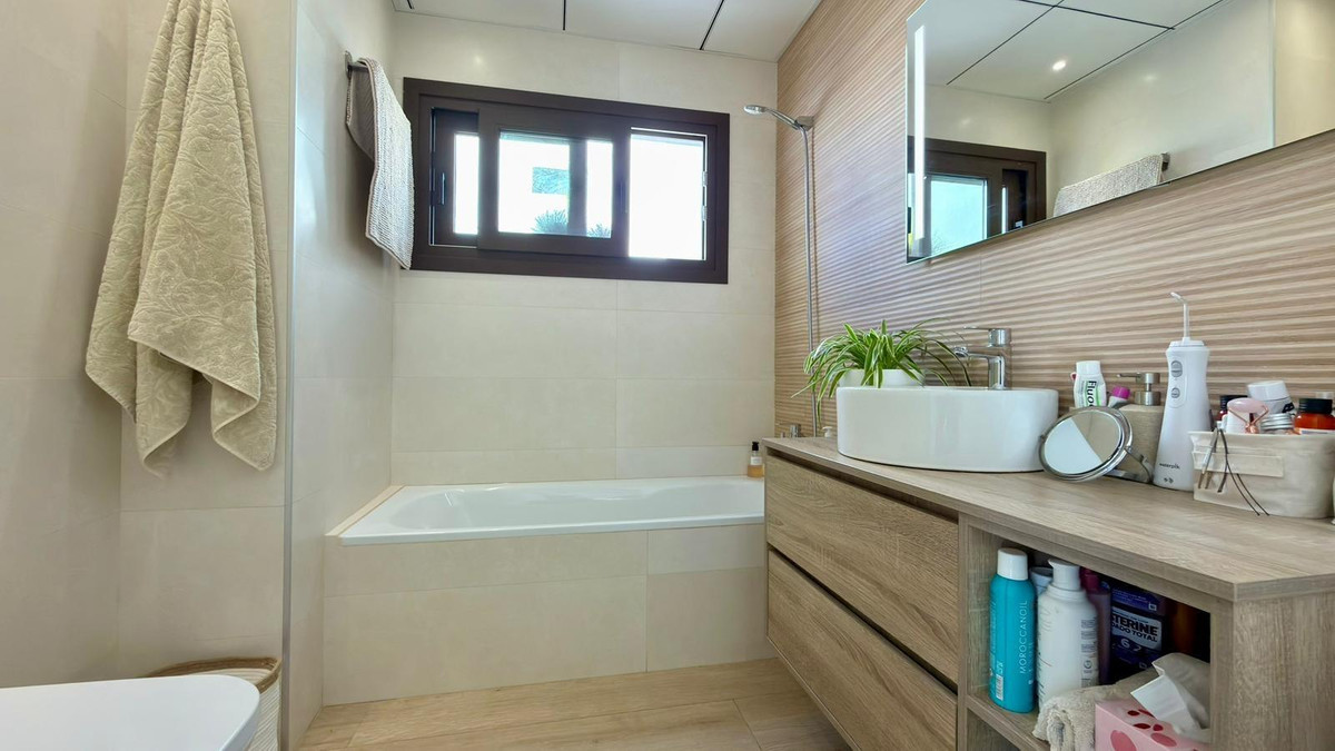 5 Bed Townhouse for sale in Finestrat Costa Blanca, Alicante, Spain