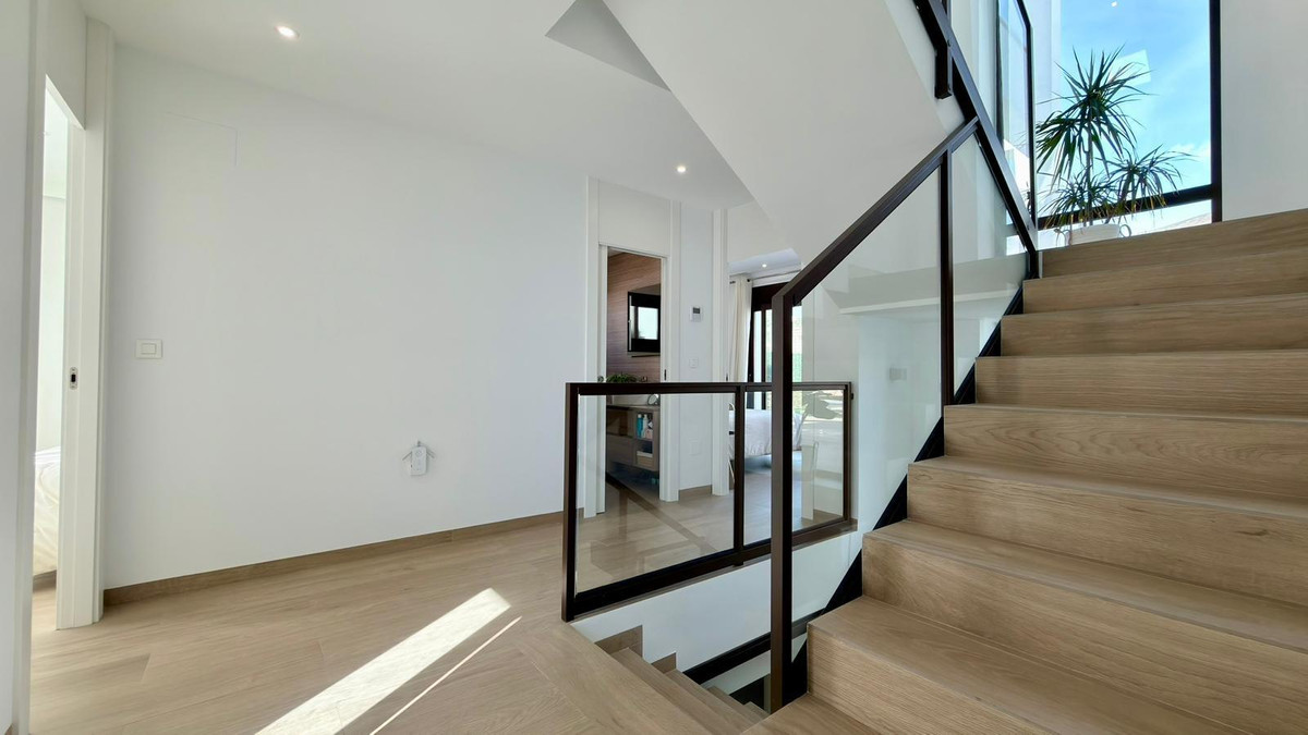 5 Bed Townhouse for sale in Finestrat Costa Blanca, Alicante, Spain