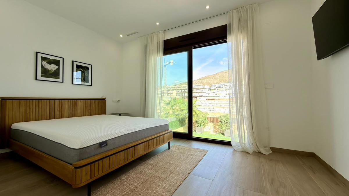 5 Bed Townhouse for sale in Finestrat Costa Blanca, Alicante, Spain