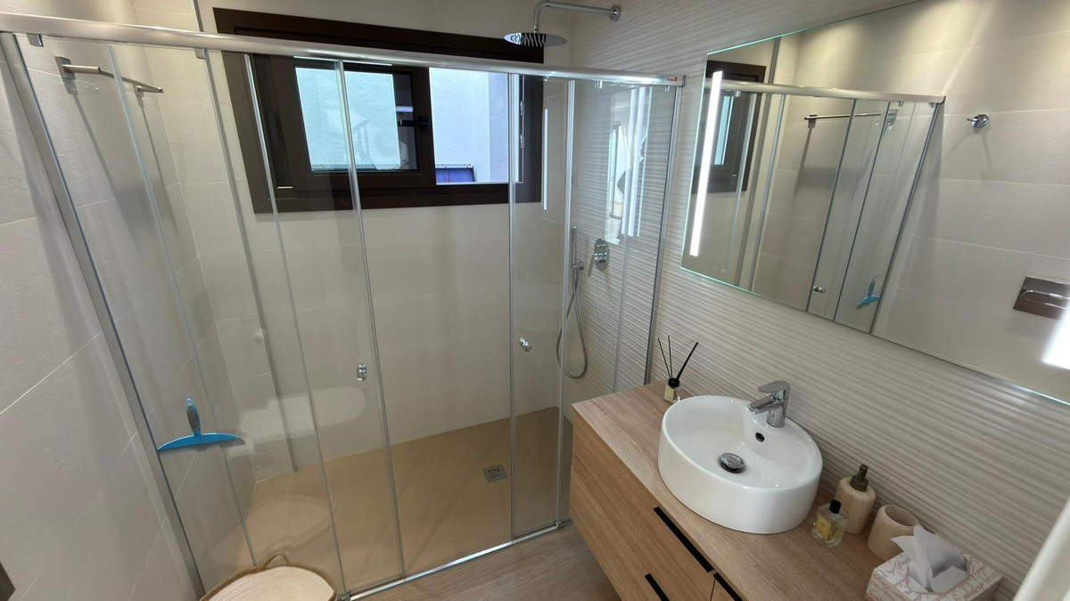 5 Bed Townhouse for sale in Finestrat Costa Blanca, Alicante, Spain