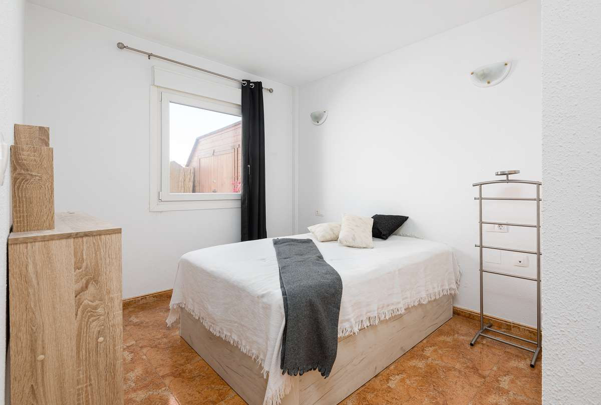 Se vende Apartamento en Planta Última de 2 dormitorios en Costa Blanca, Alicante, España