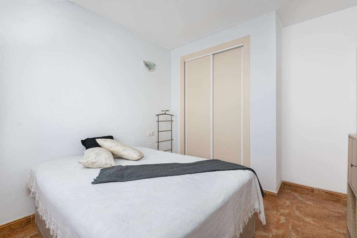 Se vende Apartamento en Planta Última de 2 dormitorios en Costa Blanca, Alicante, España