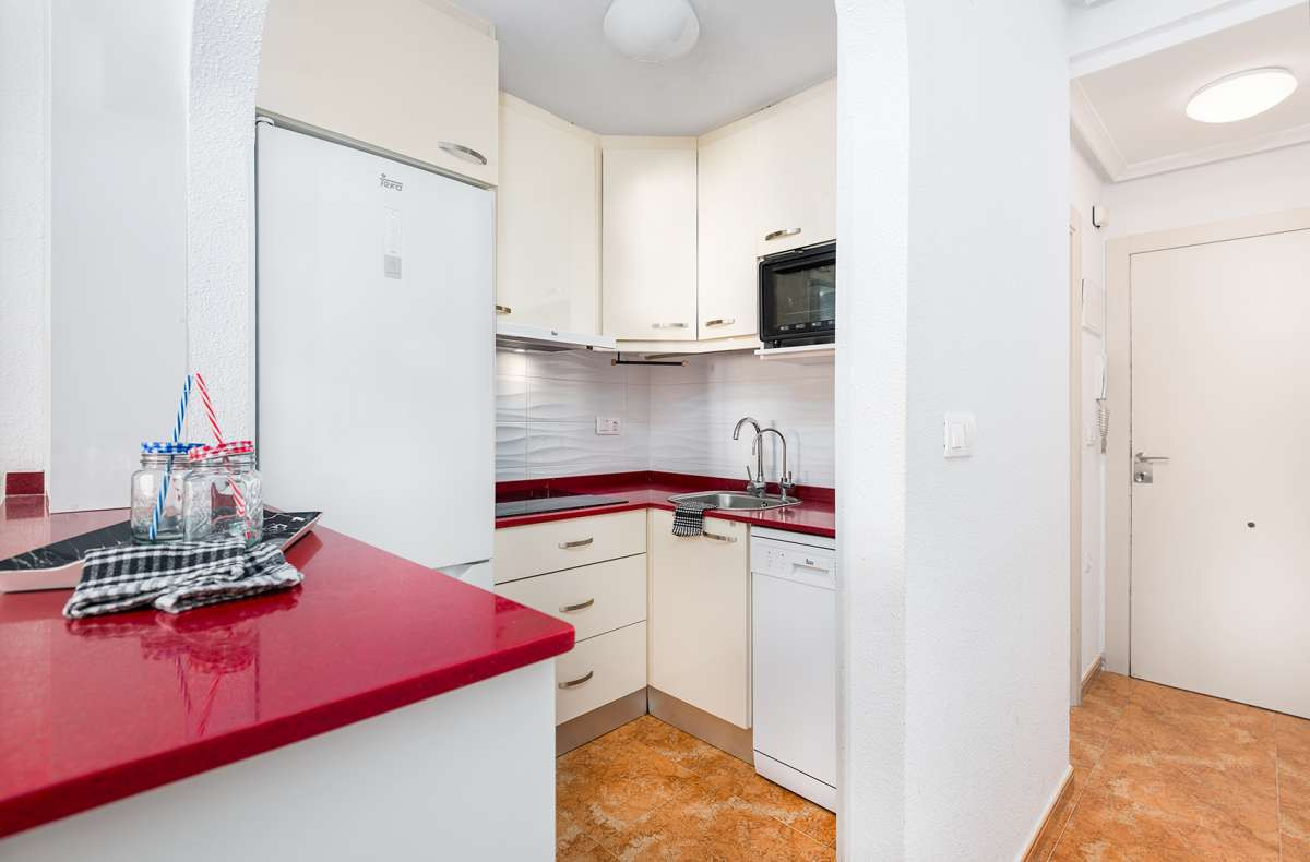 Se vende Apartamento en Planta Última de 2 dormitorios en Costa Blanca, Alicante, España