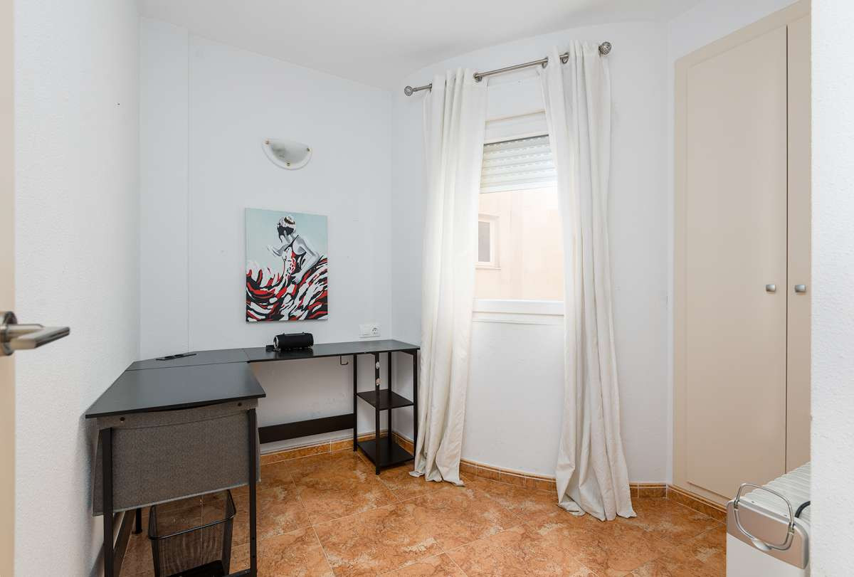 Se vende Apartamento en Planta Última de 2 dormitorios en Costa Blanca, Alicante, España